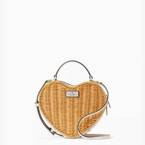 KATE SPADE Love Shack Heart Wicker
Crossbody